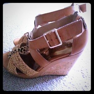 Jessica Simpson Wedges